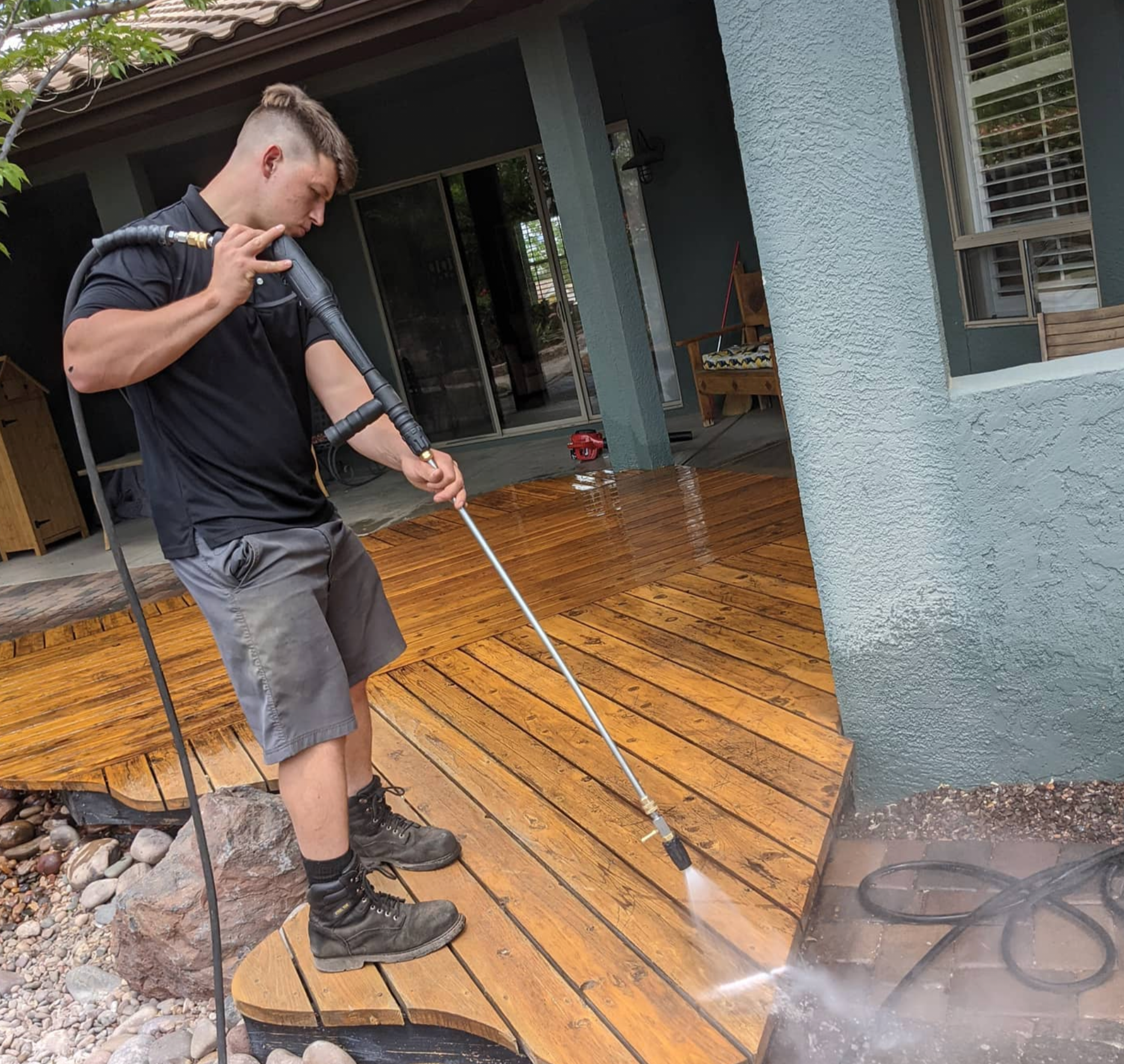 Deck & Patio Cleaning